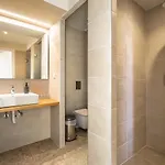 Joy Breeze Apartment *